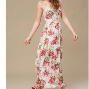 Altar’d State Women's White & Red Floral and Lace Maxi Dress (size Medium)